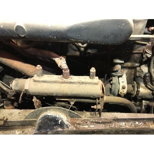 19 - 1935 Bentley 3.5 Litre Thrupp & Maberly DHC
Registration number HDV 278
Chassis number B-8-DG
Black ... 