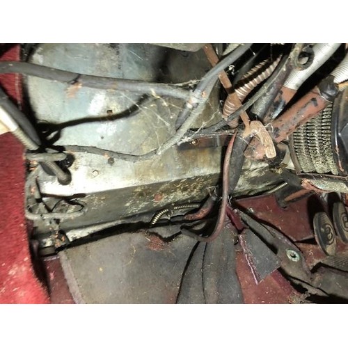 19 - 1935 Bentley 3.5 Litre Thrupp & Maberly DHC
Registration number HDV 278
Chassis number B-8-DG
Black ... 