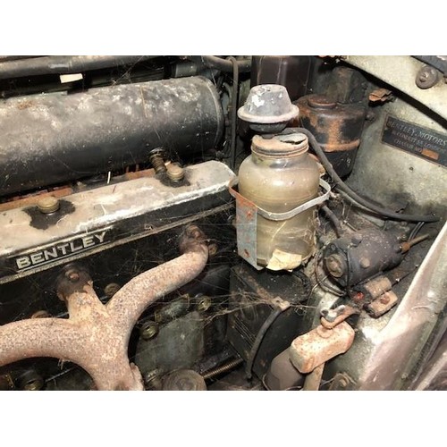19 - 1935 Bentley 3.5 Litre Thrupp & Maberly DHC
Registration number HDV 278
Chassis number B-8-DG
Black ... 