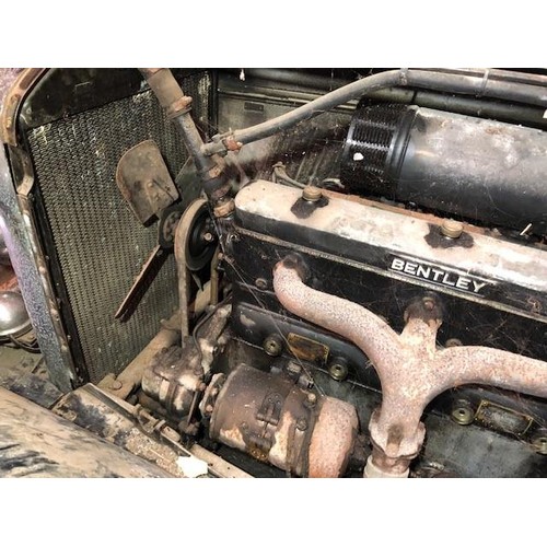19 - 1935 Bentley 3.5 Litre Thrupp & Maberly DHC
Registration number HDV 278
Chassis number B-8-DG
Black ... 
