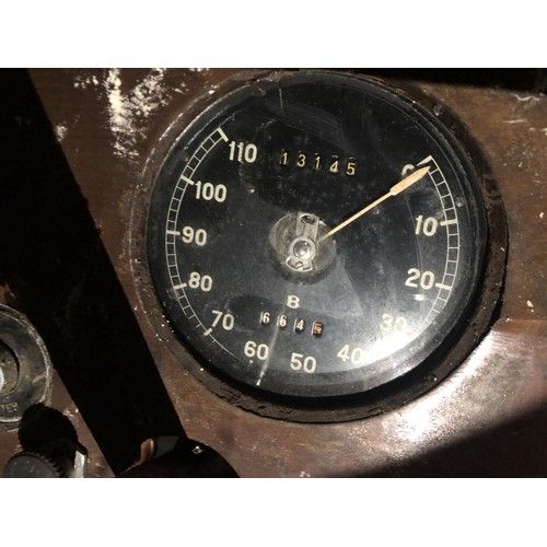 19 - 1935 Bentley 3.5 Litre Thrupp & Maberly DHC
Registration number HDV 278
Chassis number B-8-DG
Black ... 