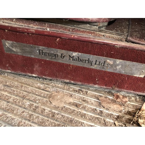 19 - 1935 Bentley 3.5 Litre Thrupp & Maberly DHC
Registration number HDV 278
Chassis number B-8-DG
Black ... 