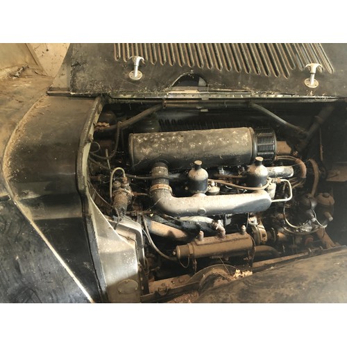 19 - 1935 Bentley 3.5 Litre Thrupp & Maberly DHC
Registration number HDV 278
Chassis number B-8-DG
Black ... 