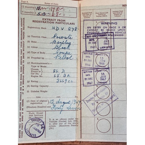 19 - 1935 Bentley 3.5 Litre Thrupp & Maberly DHC
Registration number HDV 278
Chassis number B-8-DG
Black ... 