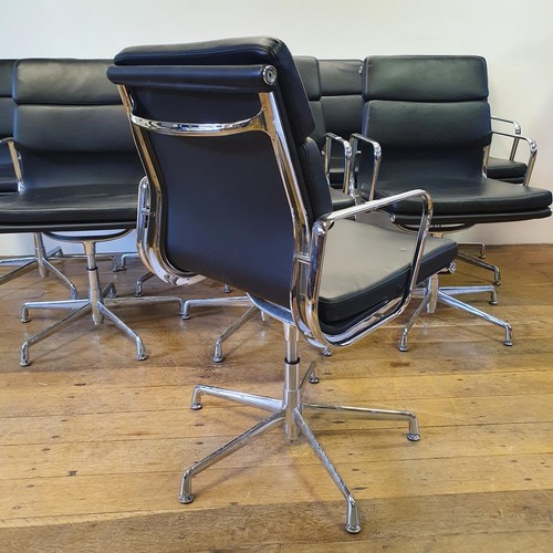 531 - A set of eight office chairs with chrome frames