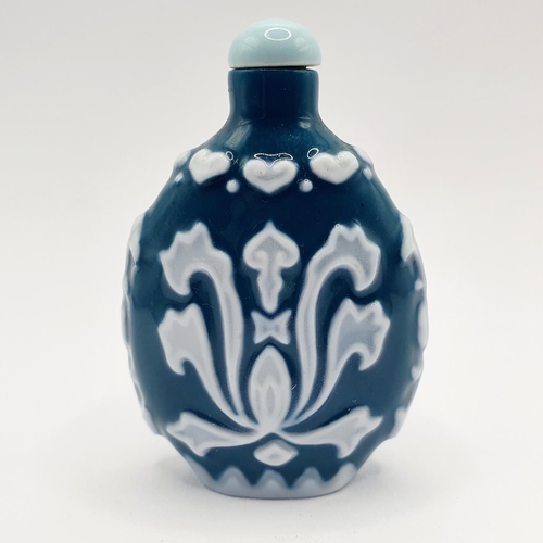 11 - A Chinese porcelain snuff bottle, 6 cm high 
Provenance: From a single owner collection of snuff bot... 