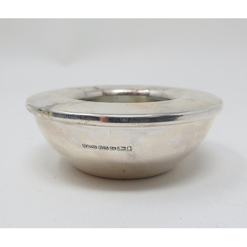 595 - A small silver dish, Birmingham 2002, 8 cm diameter, boxed