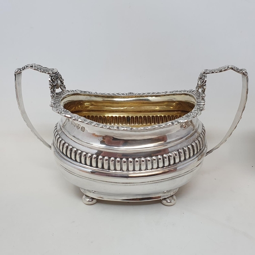 421 - An Edward VII silver sugar bowl, and a matching cream jug, Chester 1902, 15.8 ozt  (2)Provenance: Fr... 