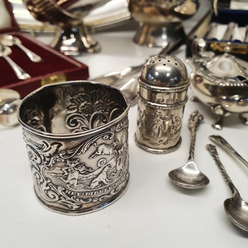 548 - A George V silver vesta, a silver three piece cruet, assorted silver, weighable 8.1 ozt, and assorte... 