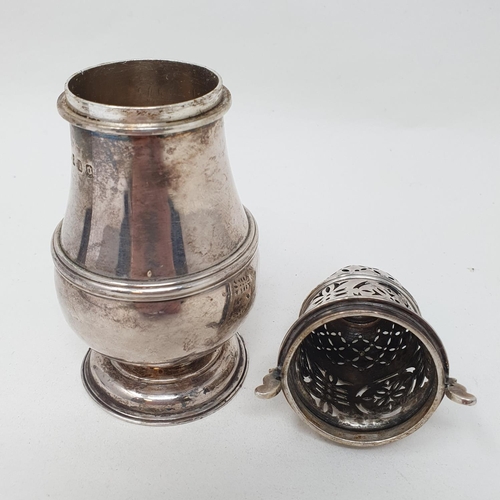 641 - An 18th century style silver sugar caster, Britannia Standard, London 1929, 6.5 ozt, 16 cm high