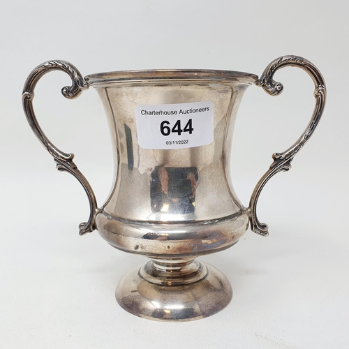 644 - A silver two handled trophy cup, London 1912, 7.7 ozt, 13.5 cm high