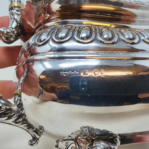 404 - A George III silver teapot, Sheffield 1819, 21.5 ozt  Provenance: From a large single owner collecti... 