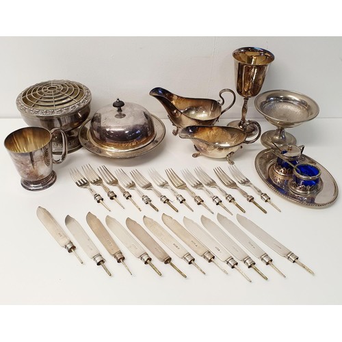 550 - An Edward VII silver fish set (ivory handles removed) all in 19.8 ozt and assorted, items of silver ... 