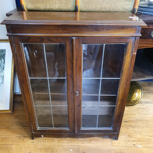 1058 - Various ceramics, glass, and a mahogany display cabinet (qty)