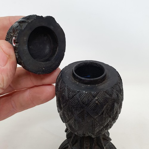 1142 - A 19th century carved inkwell, in the form of an owl, 15 cm high