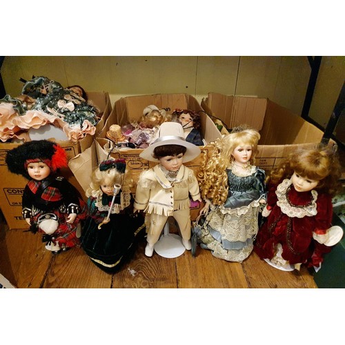 1111 - Assorted dolls (3 boxes)