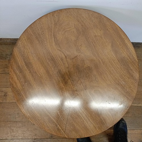 1317 - A 19th century mahogany table, on a tripod base, diameter 56 cm diameter