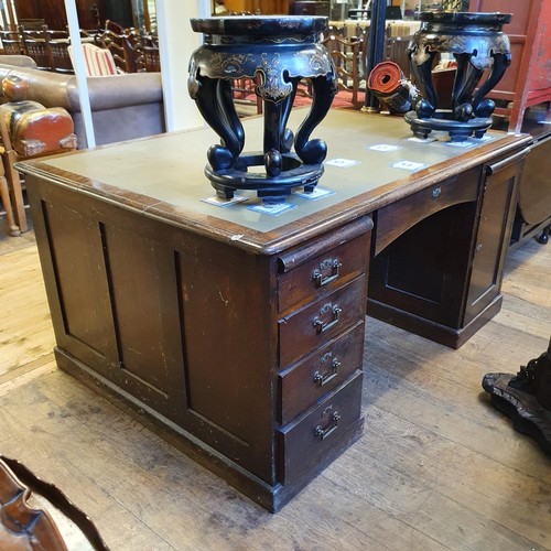 1191 - A partners' oak desk, 154 cm wide