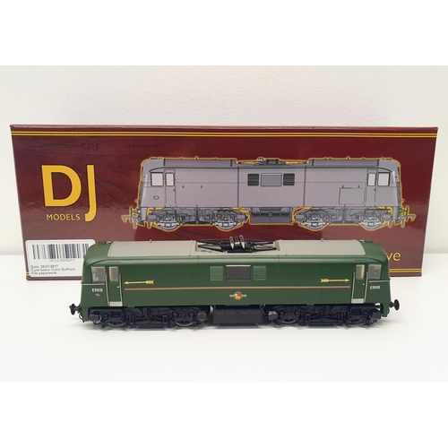 130 - A DJ Models locomotive, No 0071-002HAT, boxed  Provenance: From a vast single owner collection of OO... 