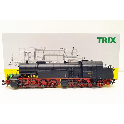 156 - A Trix HO gauge 0-6-6 locomotive No 22017, boxed  Provenance: From a vast single owner collection of... 