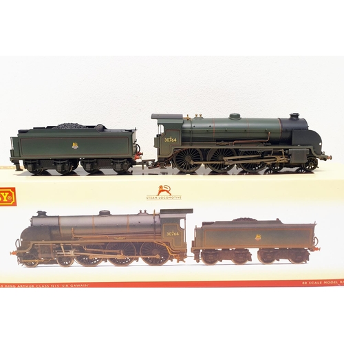 158 - A Hornby OO gauge 4-6-0 locomotive and tender, No R2581, boxed  Provenance: From a vast single owner... 