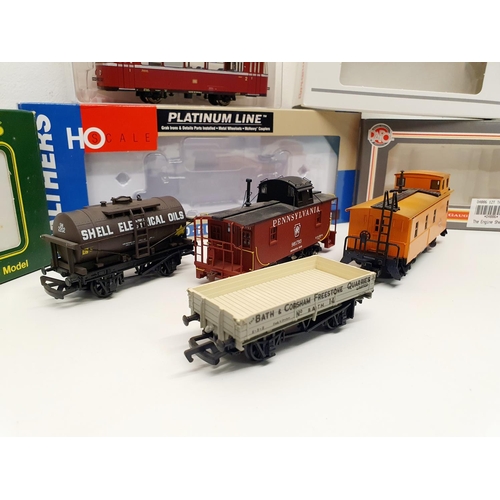 180 - A Fleischmann tram, No 4406, a Marklin carriage, No 45704, and rolling stock (5)  Provenance: From a... 