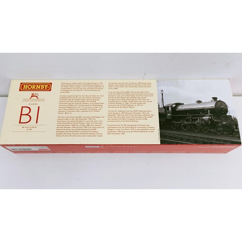 22 - A Hornby OO gauge 4-6-2 locomotive and tender, No R299X, boxed 
Provenance: From a vast single owner...
