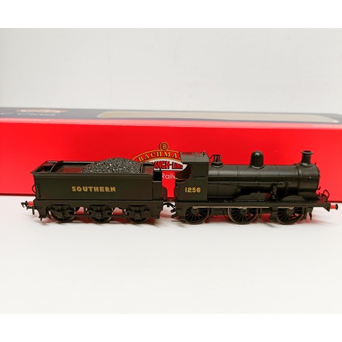 32 - A Bachmann OO gauge 0-6-0 locomotive and tender, No 31-461, boxed  Provenance: From a vast single ow...