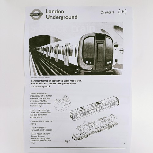48 - A Bachmann OO gauge London Underground S Stock motorised four car train pack, No 35-990, boxed  Prov...