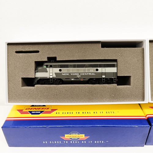 50 - A Genesis HO gauge two car set, No G22101B, boxed  Provenance: From a vast single owner collection o...
