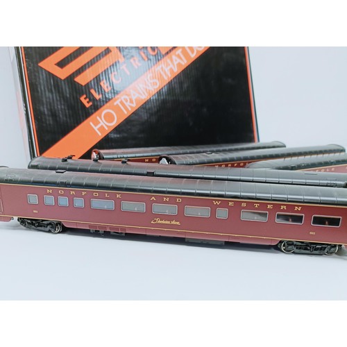 52 - A MTH HO gauge five car set, No 80-60013, boxed  Provenance: From a vast single owner collection of ...