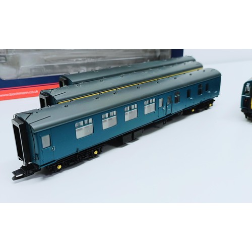 62 - A Bachmann OO gauge four car set, No 32-640Z, boxed  Provenance: From a vast single owner collection... 