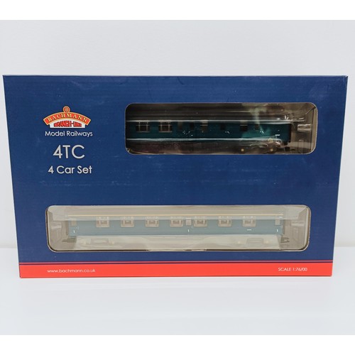 62 - A Bachmann OO gauge four car set, No 32-640Z, boxed  Provenance: From a vast single owner collection... 