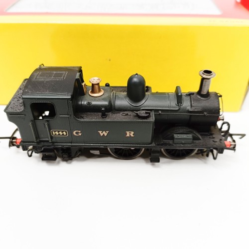 67 - A Hornby OO gauge  0-4-2 locomotive, No R2026C, boxed, and a carriage, No 447, boxed (2) Provenance:... 