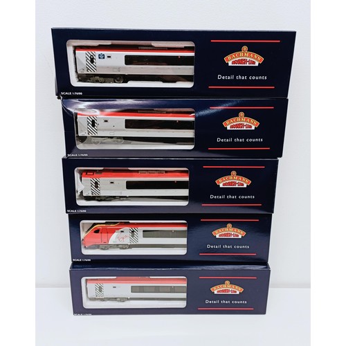 74 - A Bachmann OO gauge five car train set, No 32-625, boxed Provenance: From a vast single owner collec... 