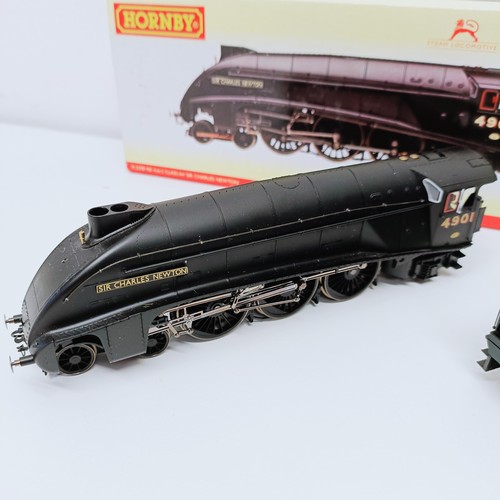 75 - A Hornby OO gauge 4-6-2 locomotive and tender, No R2338, boxed  Provenance: From a vast single owner... 