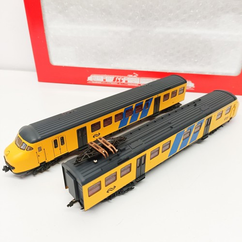 78 - A Fleischmann HO gauge two car train set, No 4472, boxed  Provenance: From a vast single owner colle... 