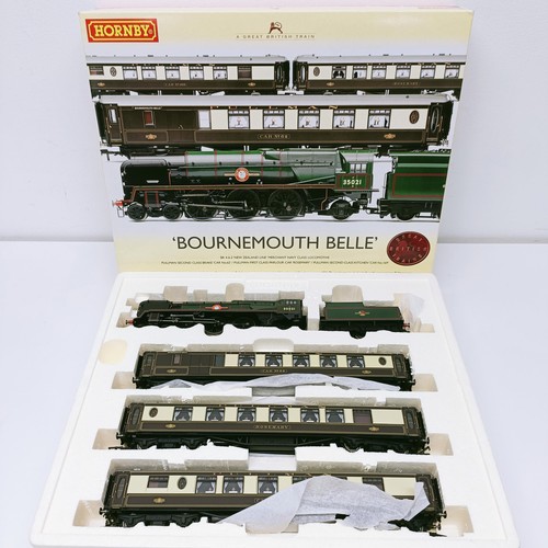 80 - A Hornby OO gauge four car train set, No R2300, boxed  Provenance: From a vast single owner collecti... 