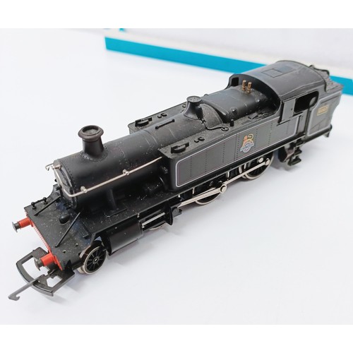 82 - An Airfix OO 2-6-2 locomotive, No 54151-4, boxed  Provenance: From a vast single owner collection of... 