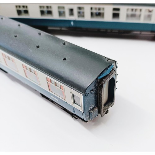 85 - A Bachmann OO gauge four car train set, No 31-427A, boxed Provenance: From a vast single owner colle... 