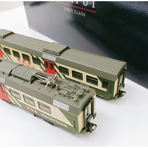 90 - A Liliput HO gauge two car train set, No L114424, boxed  Provenance: From a vast single owner collec... 