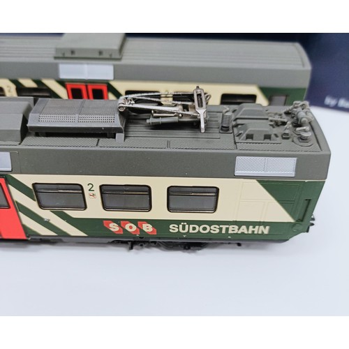 90 - A Liliput HO gauge two car train set, No L114424, boxed  Provenance: From a vast single owner collec... 