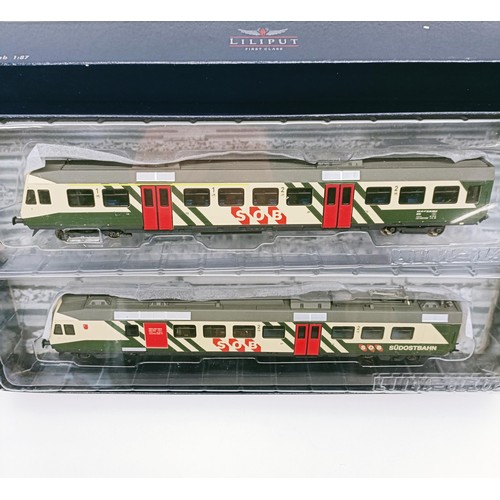 90 - A Liliput HO gauge two car train set, No L114424, boxed  Provenance: From a vast single owner collec... 