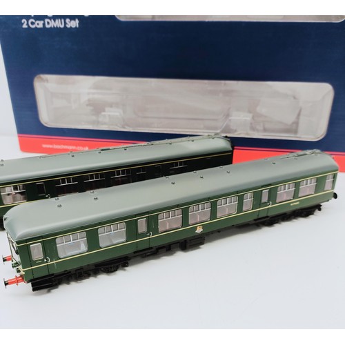 94 - A Bachmann OO gauge two car train set, No 32-516, boxed  Provenance: From a vast single owner collec... 