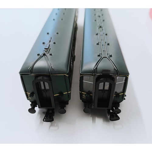 94 - A Bachmann OO gauge two car train set, No 32-516, boxed  Provenance: From a vast single owner collec... 