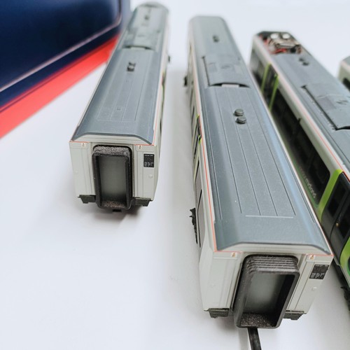 95 - A Bachmann OO gauge four car train set, No 31-031, boxed  Provenance: From a vast single owner colle... 