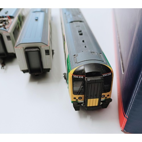 95 - A Bachmann OO gauge four car train set, No 31-031, boxed  Provenance: From a vast single owner colle... 