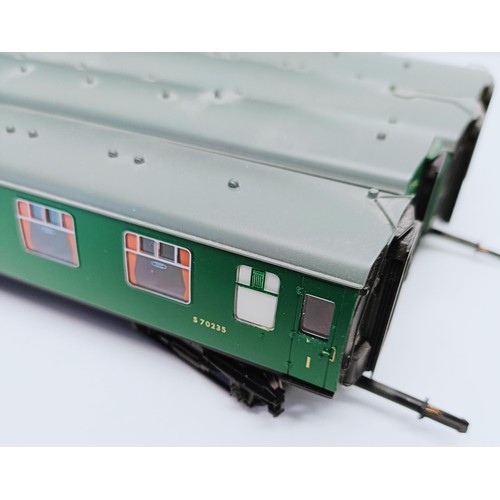 97 - A Bachmann OO gauge four car train set, No 31-426HX01, boxed Provenance: From a vast single owner co... 