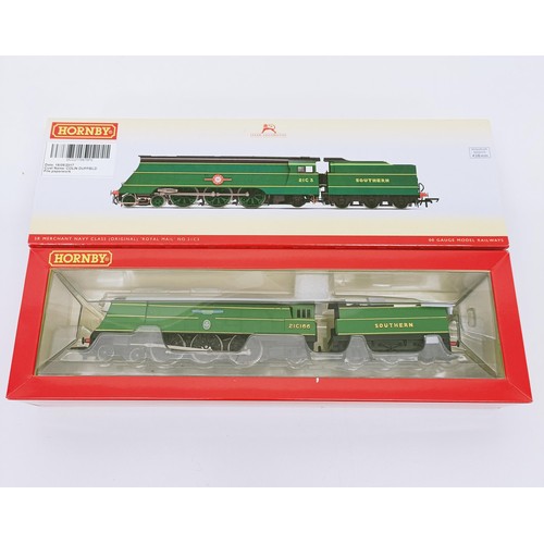 101 - A Hornby OO gauge 4-6-2 locomotive and tender, No R3435, boxed Provenance: From a vast single owner ... 