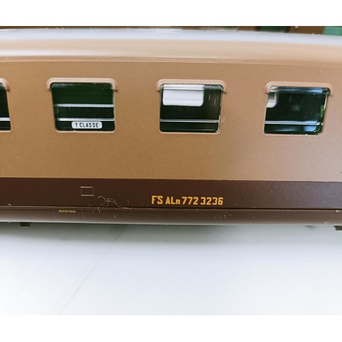 104 - An OS.KAR HO gauge two car train set, No Art.2006, boxed  Provenance: From a vast single owner colle... 